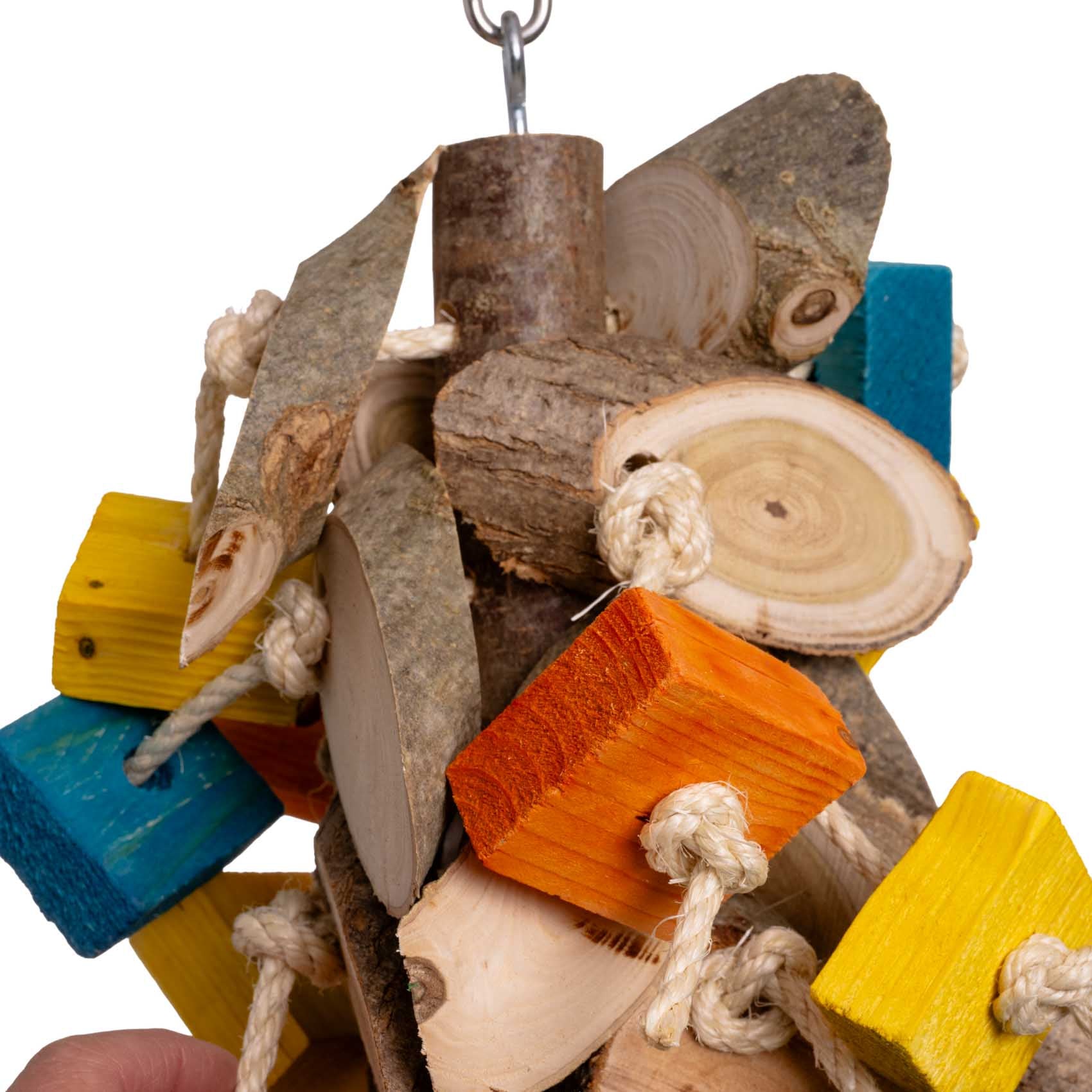 rico-s-futterkiste-hanging-schredder-papageienspielzeug-holz-2-kg image 2