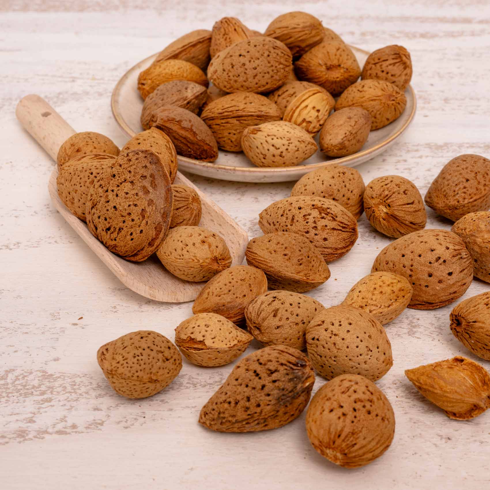 rico-s-futterkiste-n-sse-mandeln-mit-schale-vogelfutter-250-g image 3