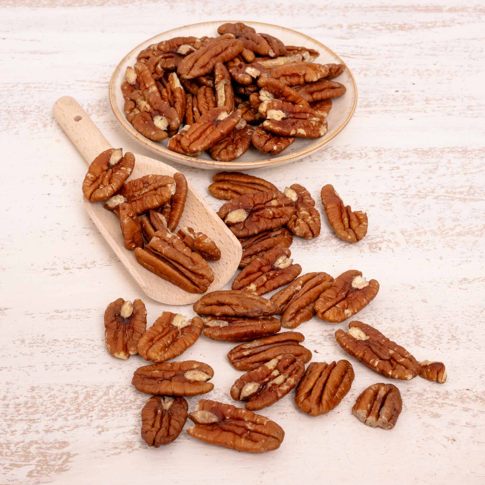 rico-s-futterkiste-pecannusskerne-papageifutter-100g-snack image 3