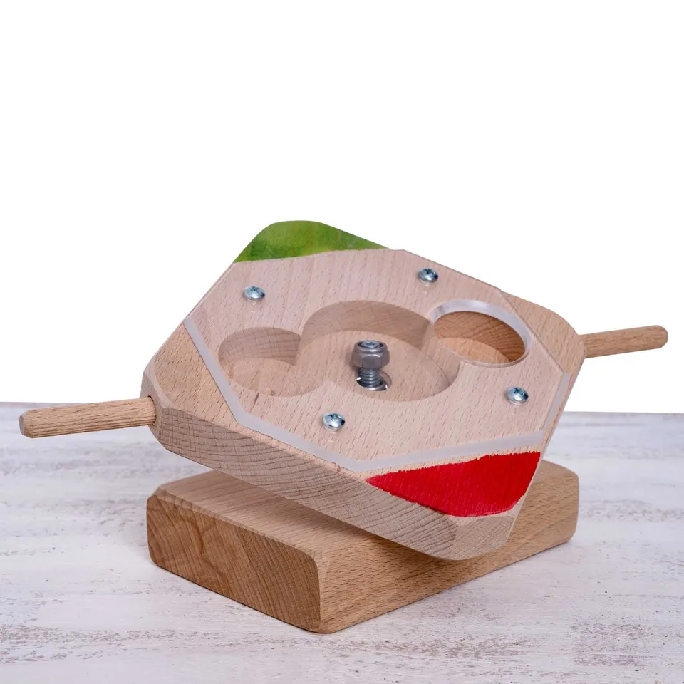 rico-s-futterkiste-wipp-brett-intelligenzspielzeug-papagei-20-cm image 1