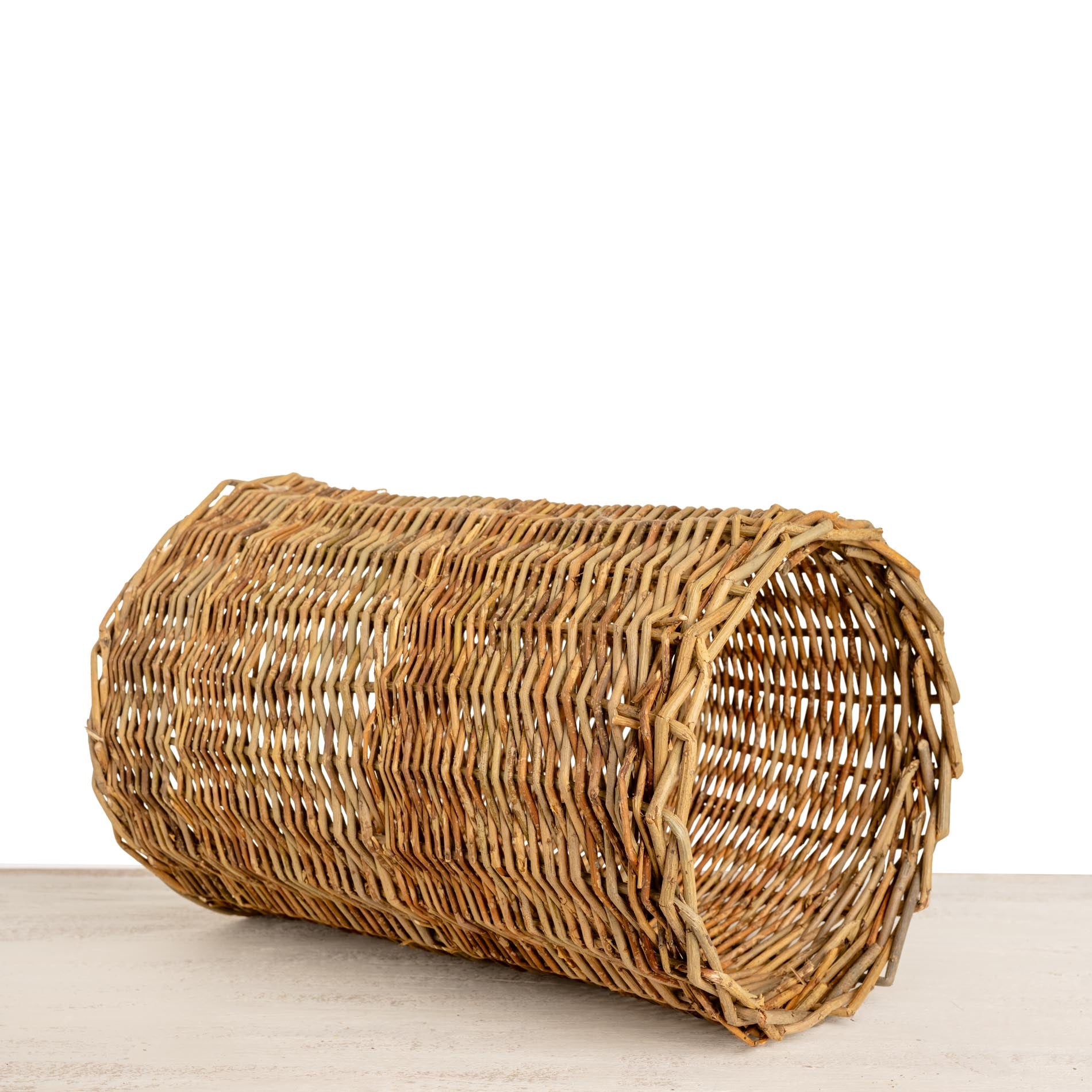 rico-s-futterkiste-gro-e-weidenrolle-papageienspielzeug-30x20cm-natur image 1