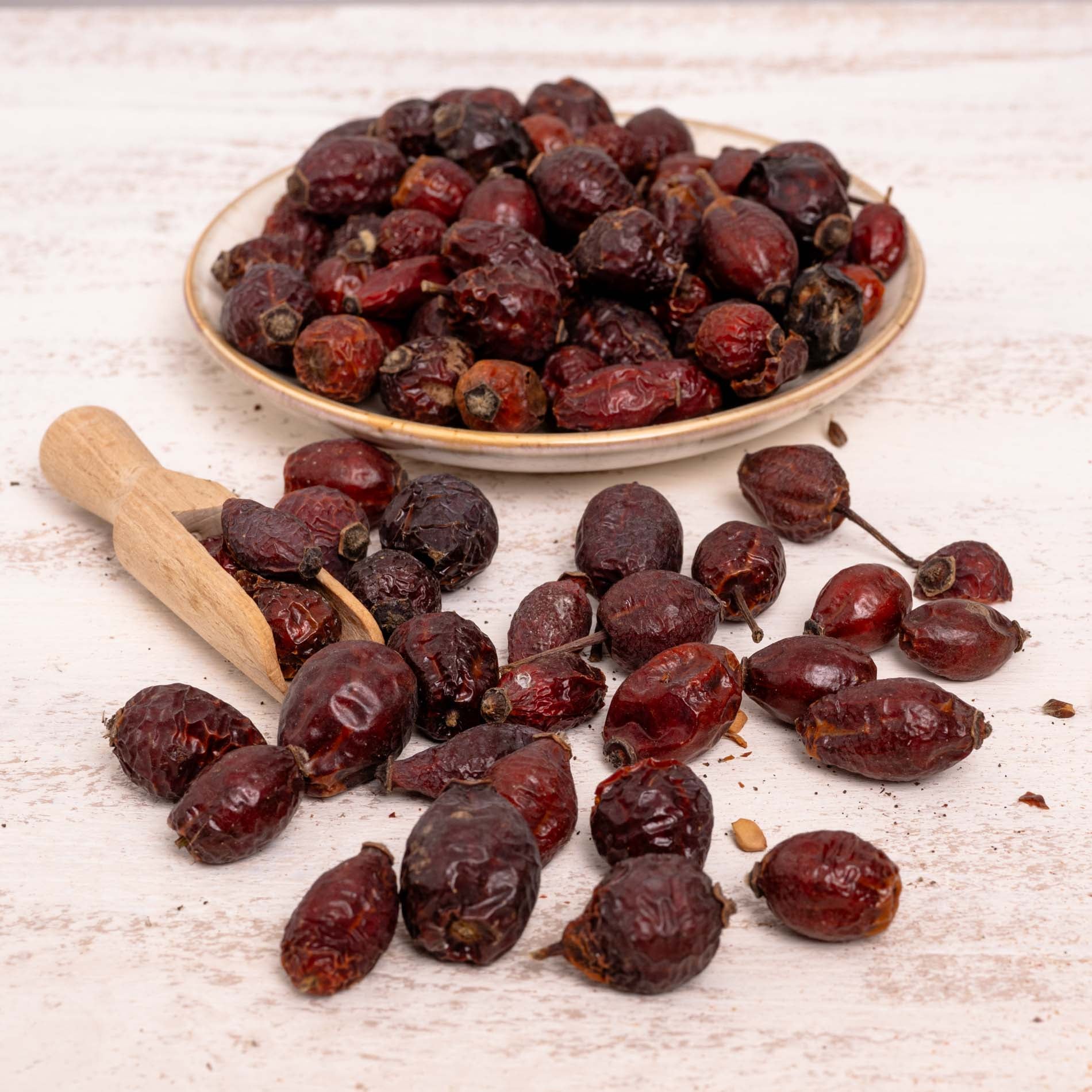 rico-s-futterkiste-hagebutten-vogelfutter-100-g-vitamin-c image 2
