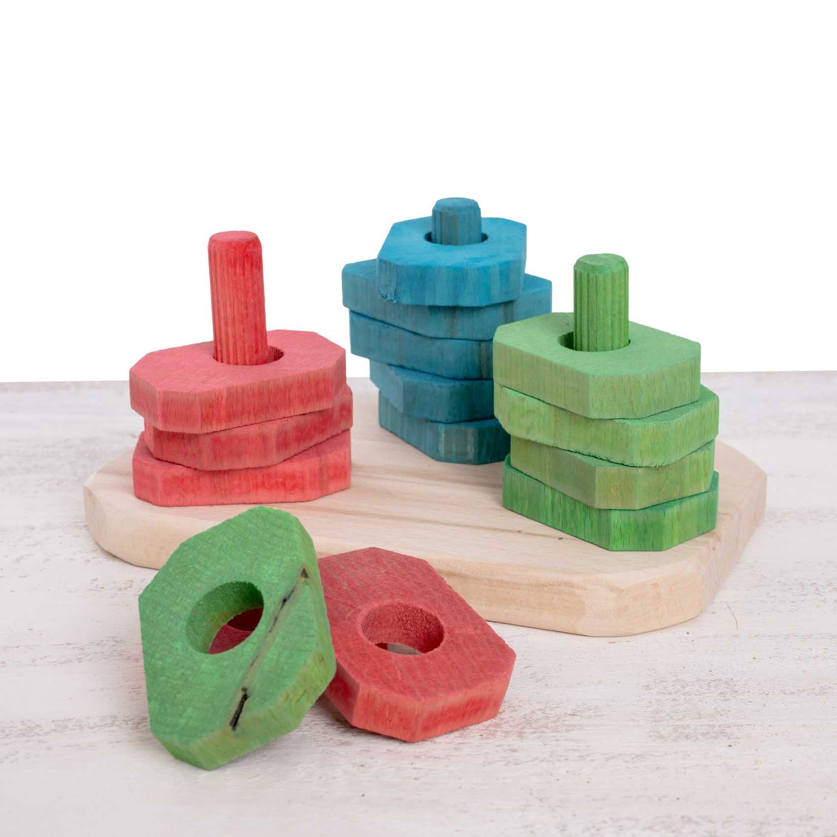 rico-s-futterkiste-stapelbrettchen-intelligenzspielzeug-15-holzkl-tzchen image 1