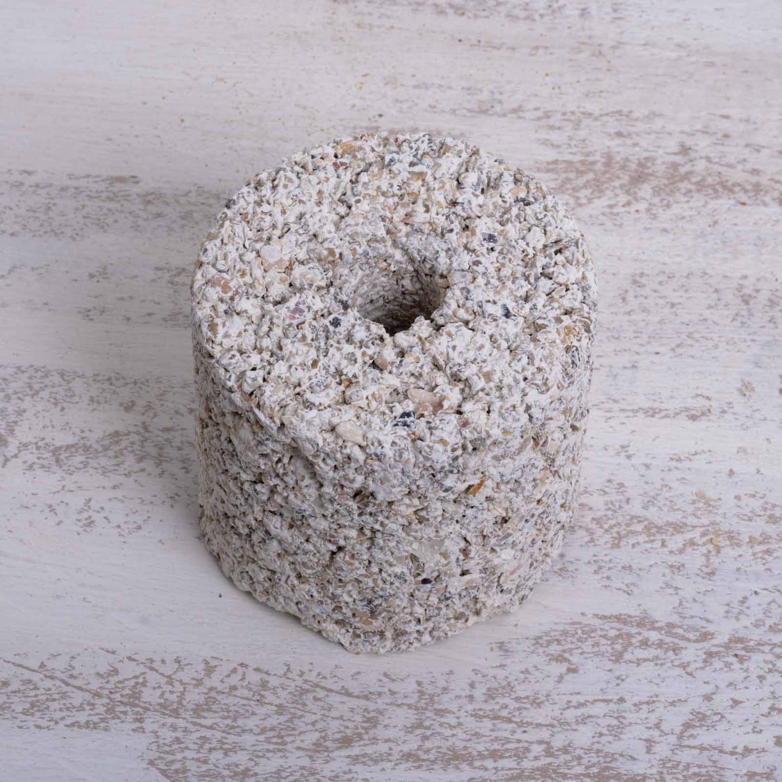 witte-molen-mineralblock-gro-papageien-mineralstein-grob image 1