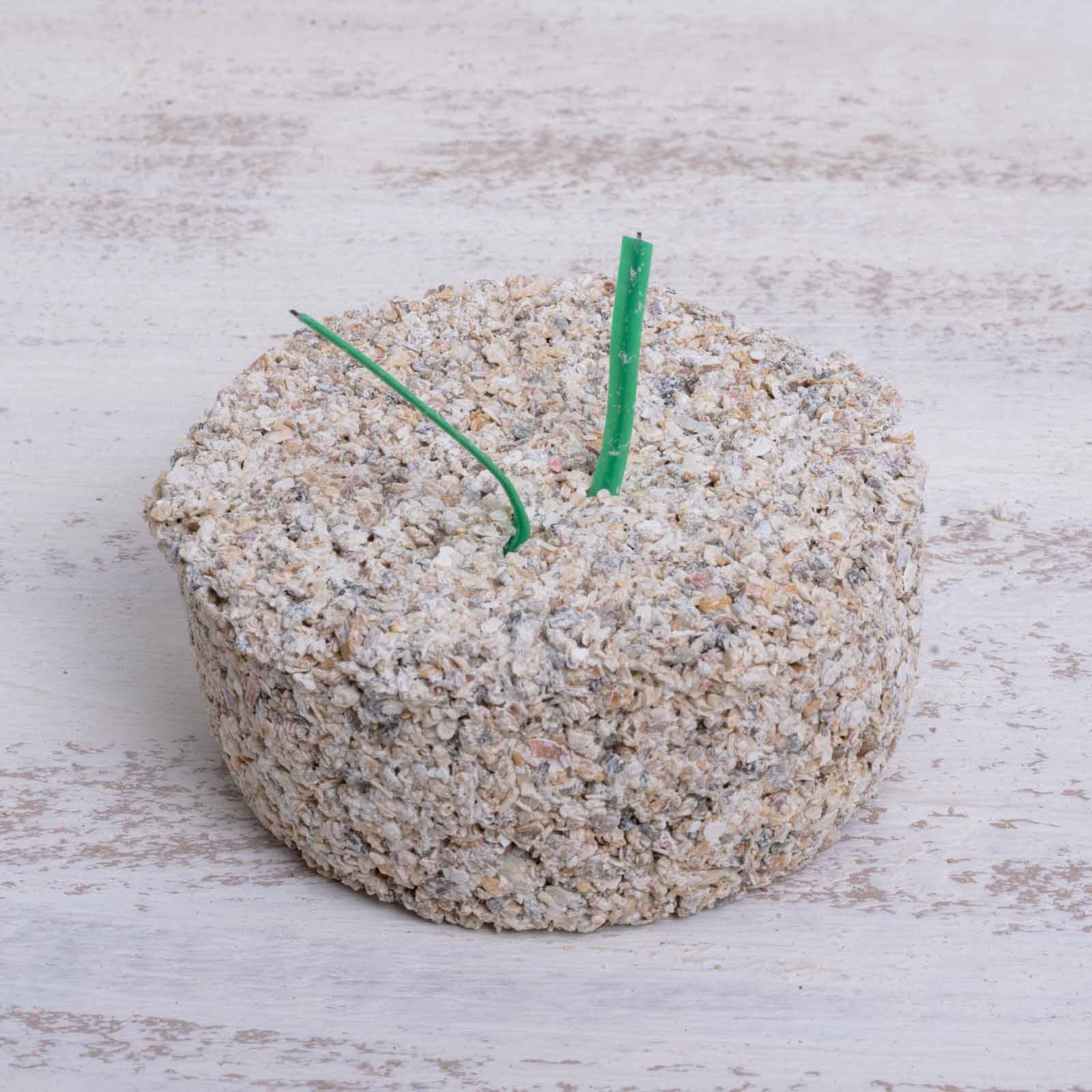 rico-s-futterkiste-mineralblock-mittel-fein-erg-nzungsfutter-f-r-sittiche image 2