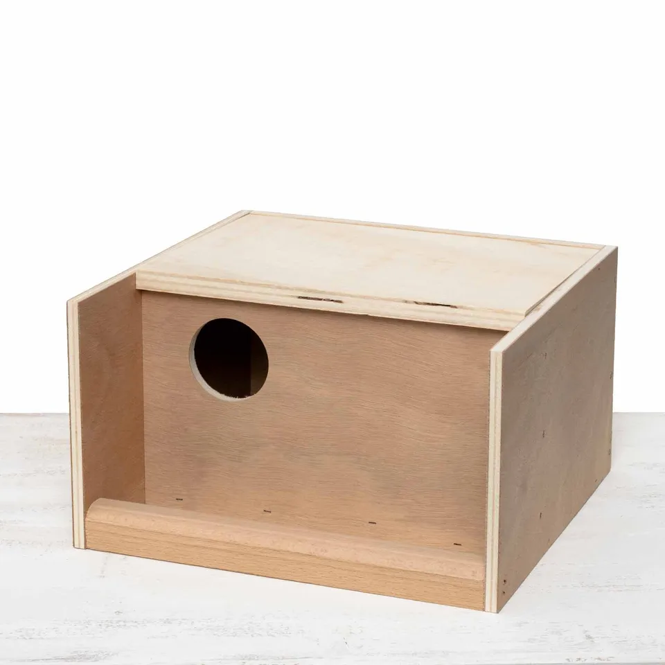 nistkasten-gro-sittiche-brutkasten-holz-30x28x20-cm-nistmulde image 1