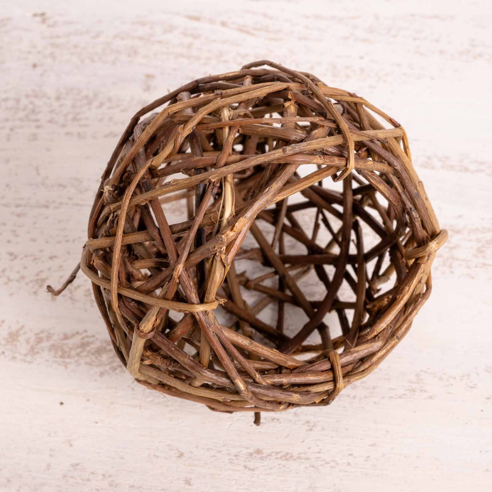 rico-s-futterkiste-weidenkugel-papageienspielzeug-8-cm-natur image 2