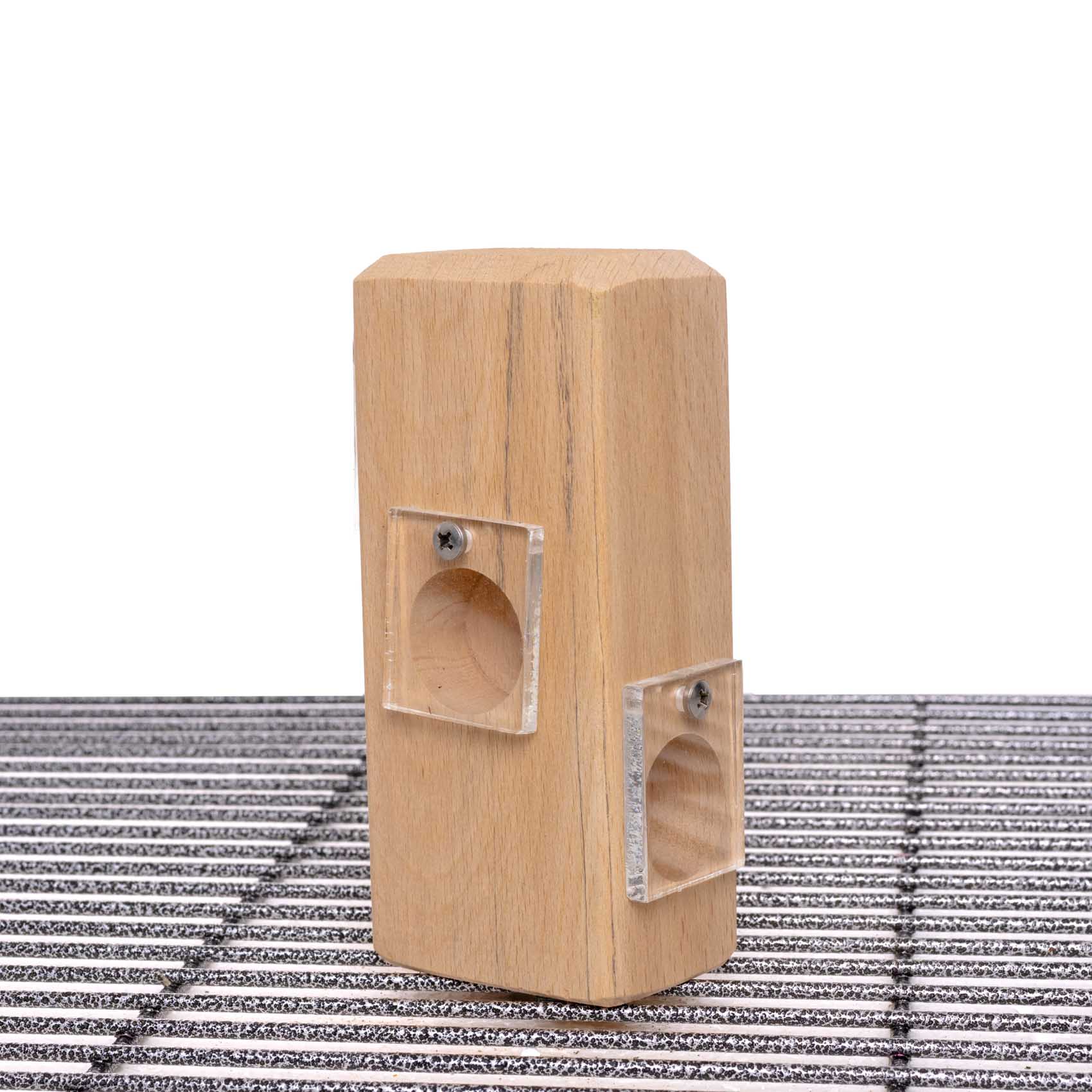 rico-s-futterkiste-versteckspielturm-papageienspielzeug-mit-3-t-rchen image 2