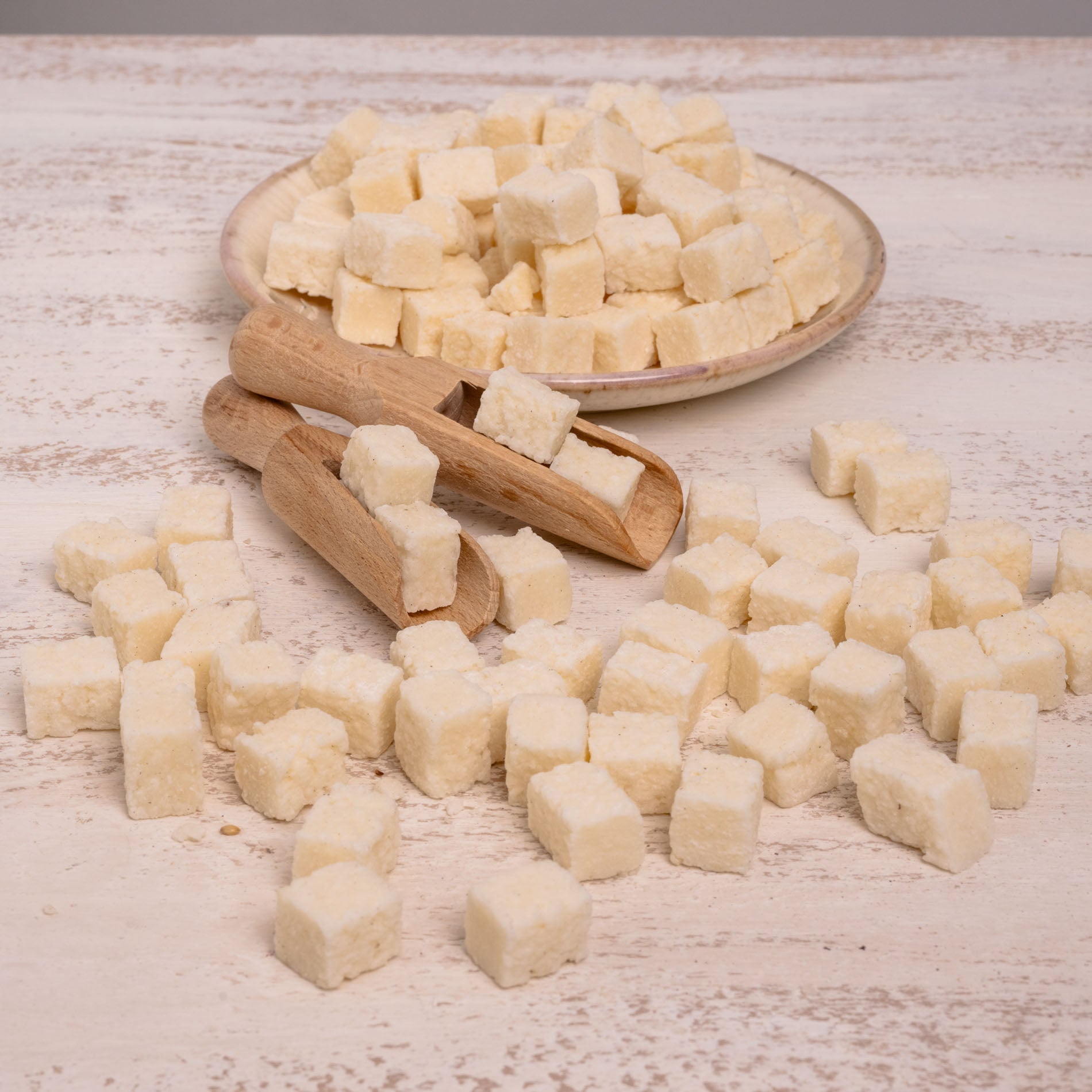 rico-s-kokosw-rfel-vogelfutter-100-g-naturbelassen image 2
