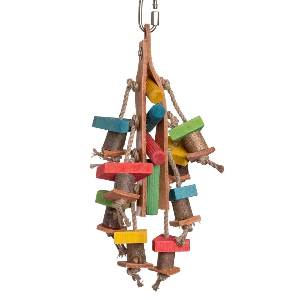 rico-s-futterkiste-lederspielzeug-sittiche-holz-sisal-20-cm image 1