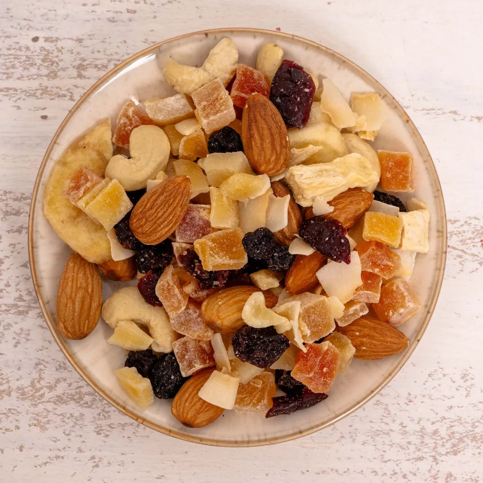 rico-s-futterkiste-tropical-frucht-nuss-mix-snack-150-g image 1