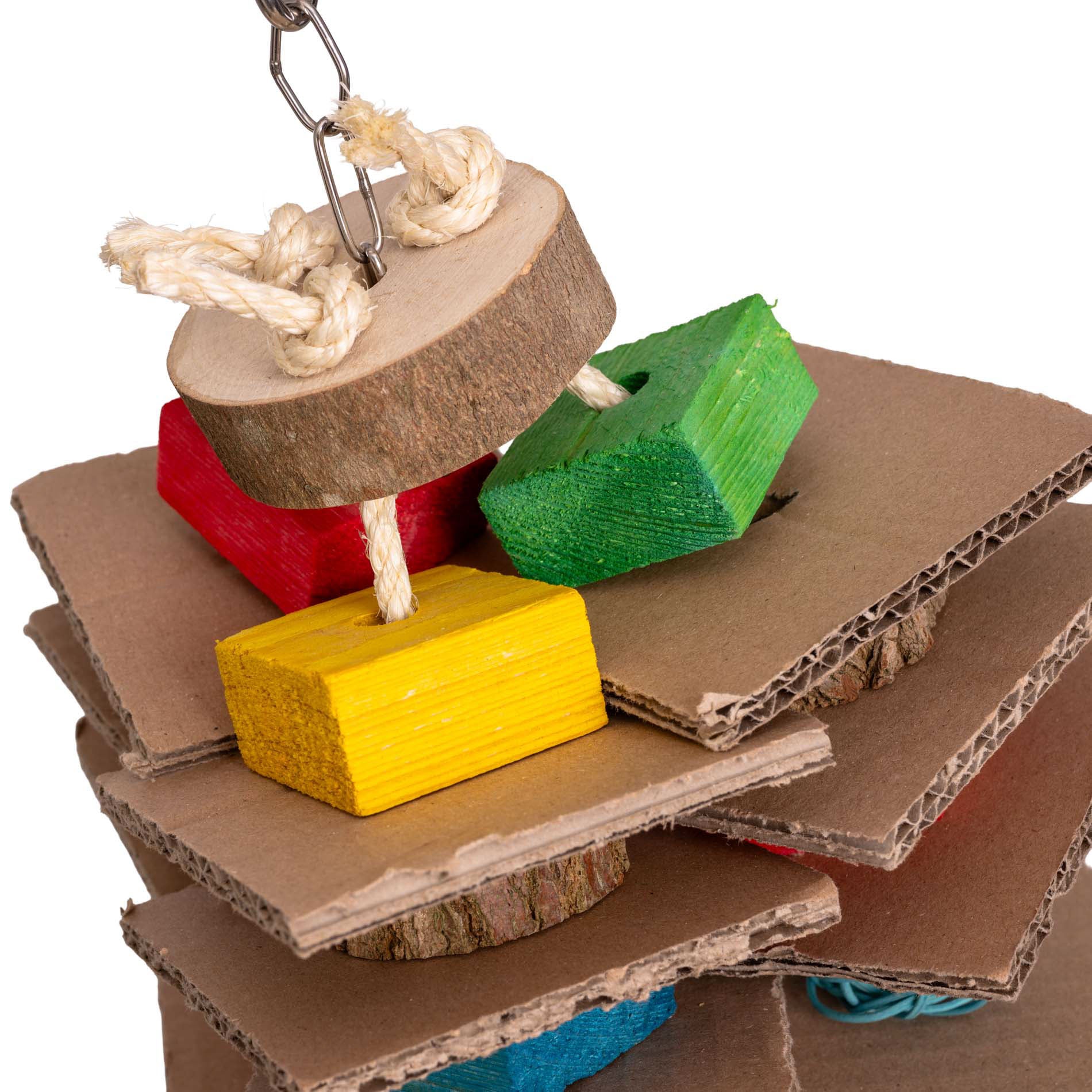 rico-s-futterkiste-schredderspiel-papageienspielzeug-rebenkugeln-holz image 3