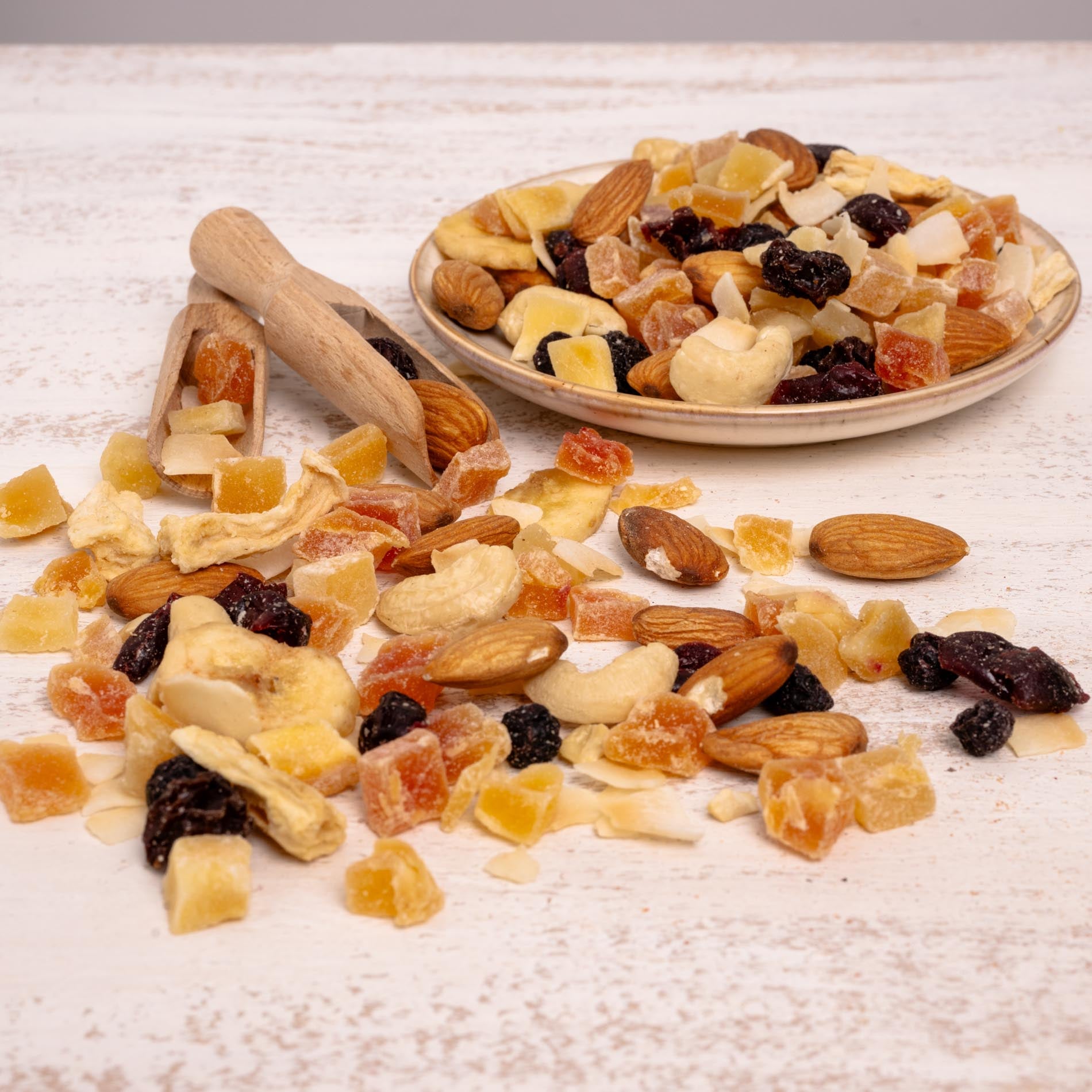 rico-s-futterkiste-tropical-frucht-nuss-mix-snack-150-g image 2