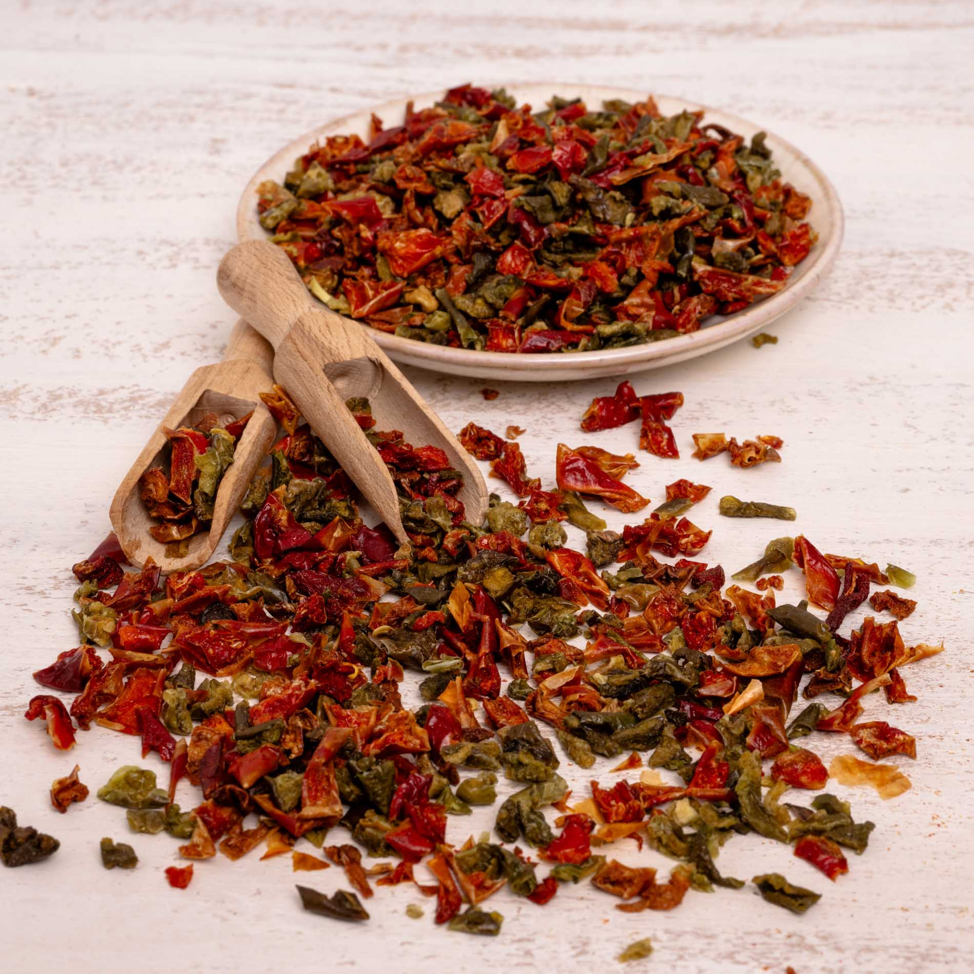 rico-s-futterkiste-paprika-rot-gr-n-vogelfutter-80-g-vitaminreich image 2