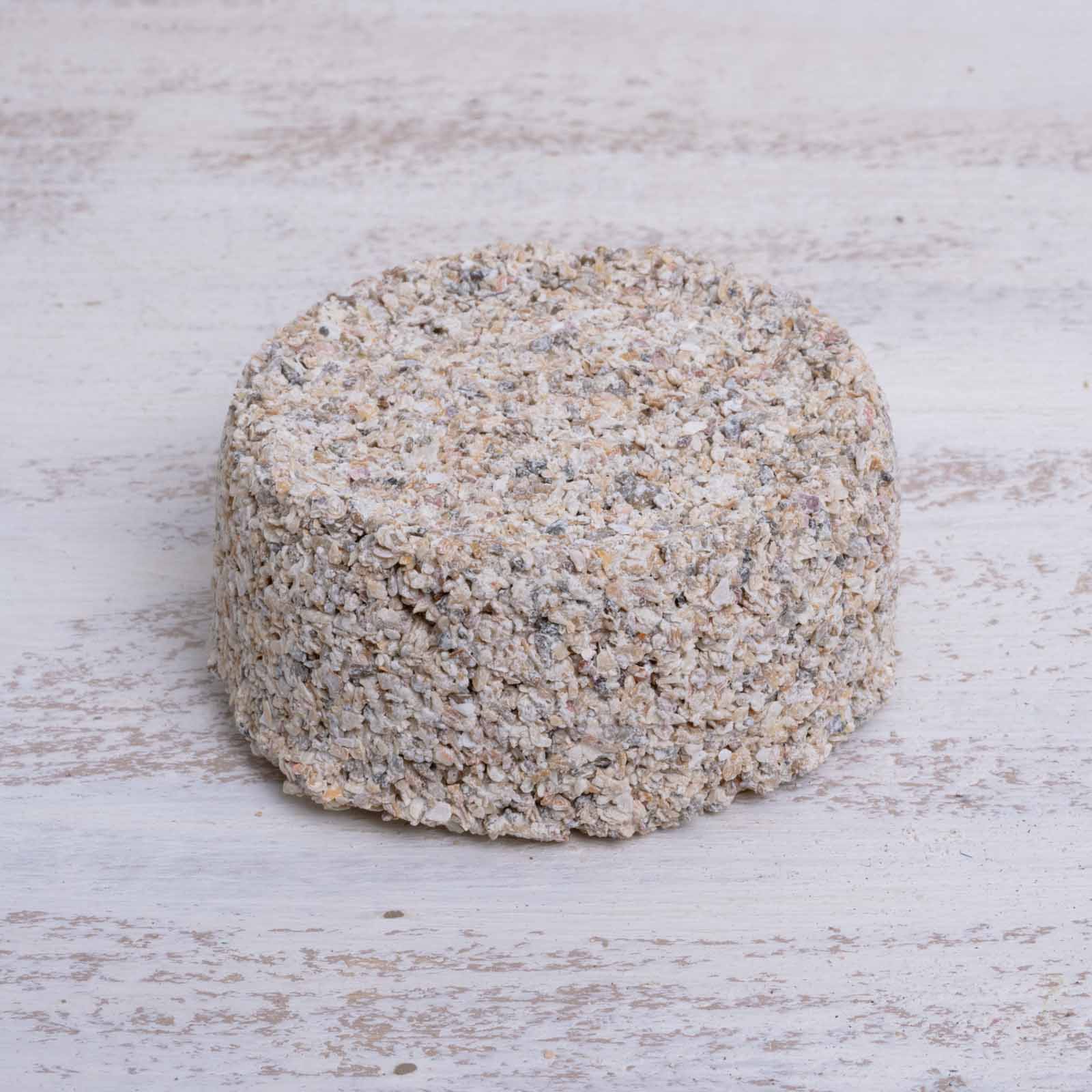 rico-s-futterkiste-mineralblock-mittel-fein-erg-nzungsfutter-f-r-sittiche image 1