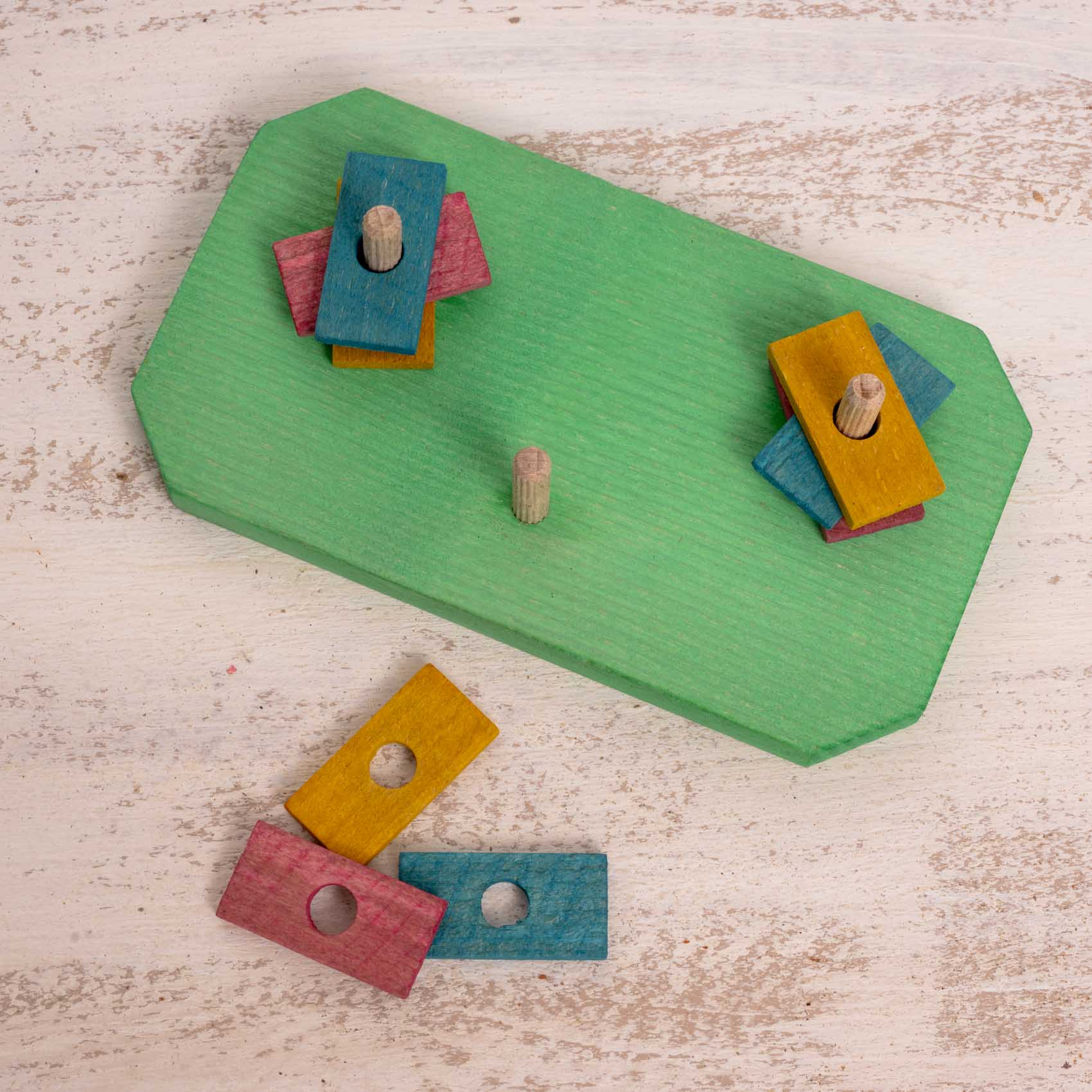 rico-s-futterkiste-stapelbrettchen-intelligenzspielzeug-9-pl-ttchen image 3